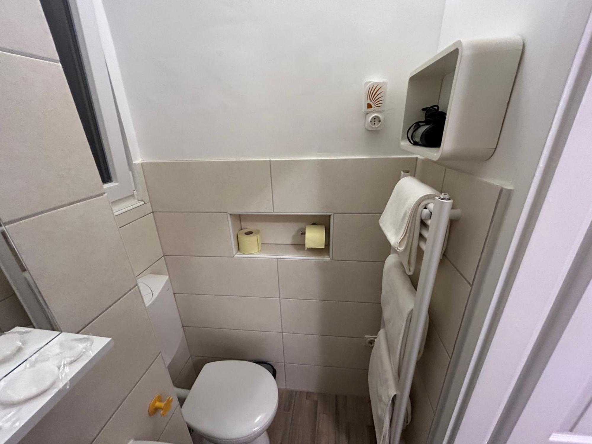 Central Boulevard Apartman Budapest Ngoại thất bức ảnh